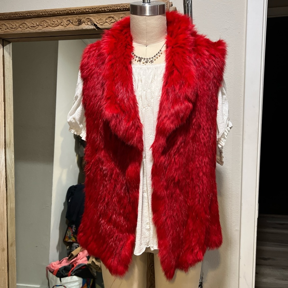 Red Rabbit Fur Vest - Picture 2 of 6